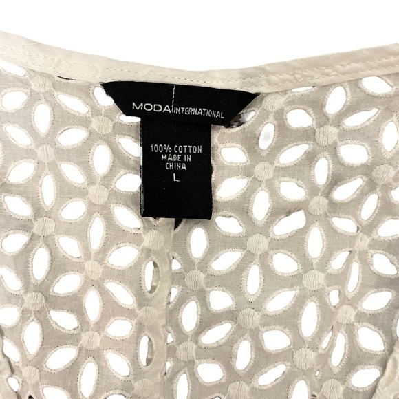 EUC Moda International vest, cotton eyelet fabric, white, size Large. - Picture 7 of 8